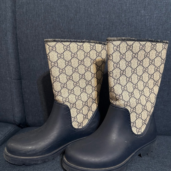 Gucci kids Black and Tan Winter Boots - Picture 1 of 4